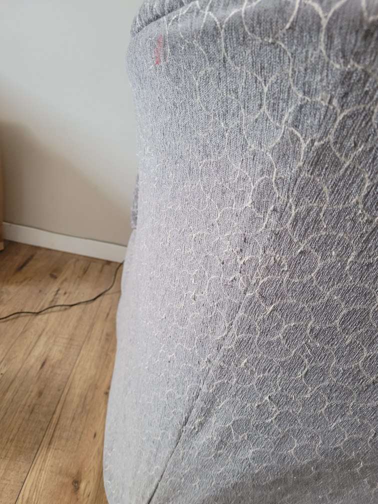 #FreeCycle 🥕  La-Z-Boy Round Accent Chair - photo 3