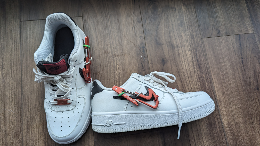 Nike Air Force 1 Low Carabiner Swoosh Red - photo 2