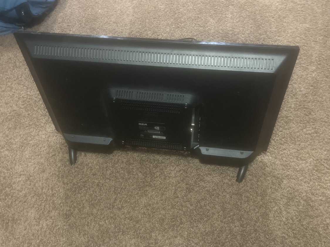 32 inch RCA tv - photo 2