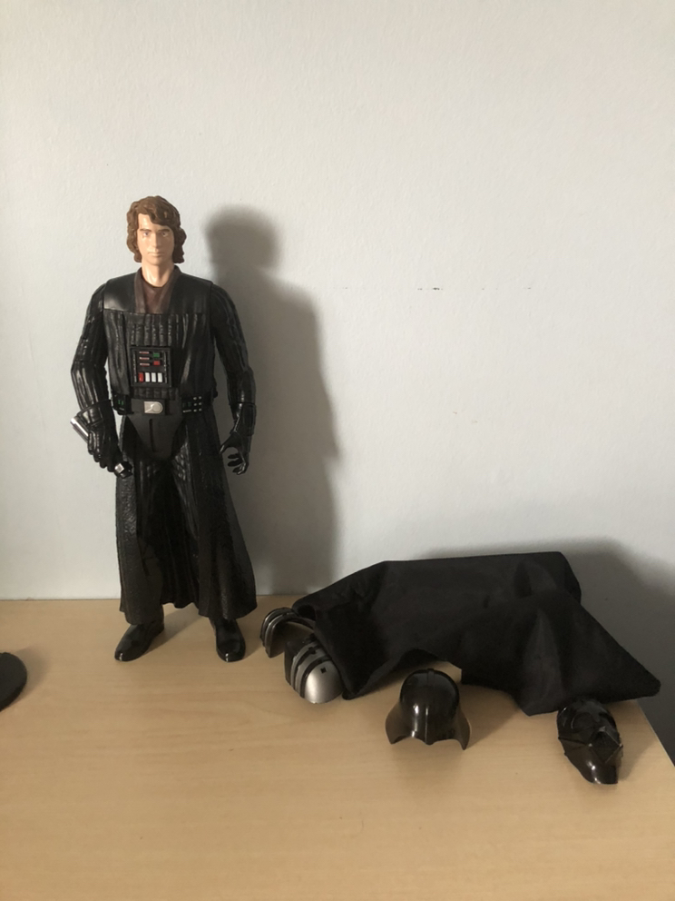Star Wars Anakin Skywalker to Darth Vader Action Figure thumbnail
