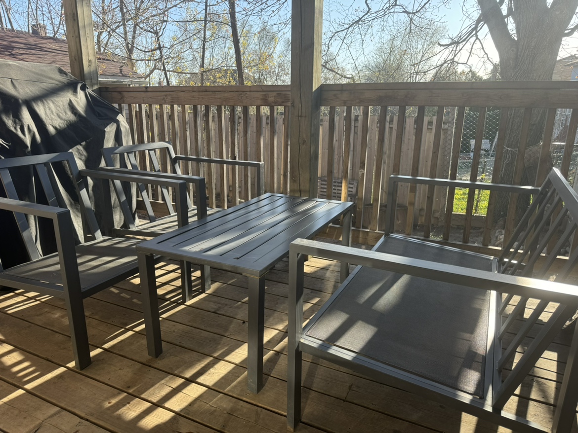 Patio with gray cushion