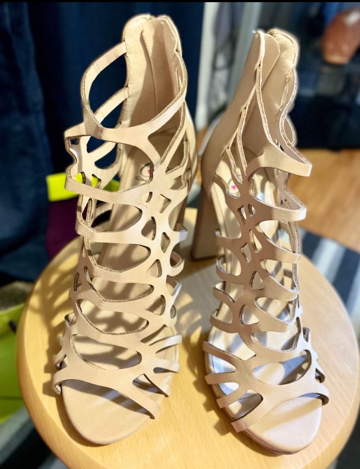 Sandal thumbnail