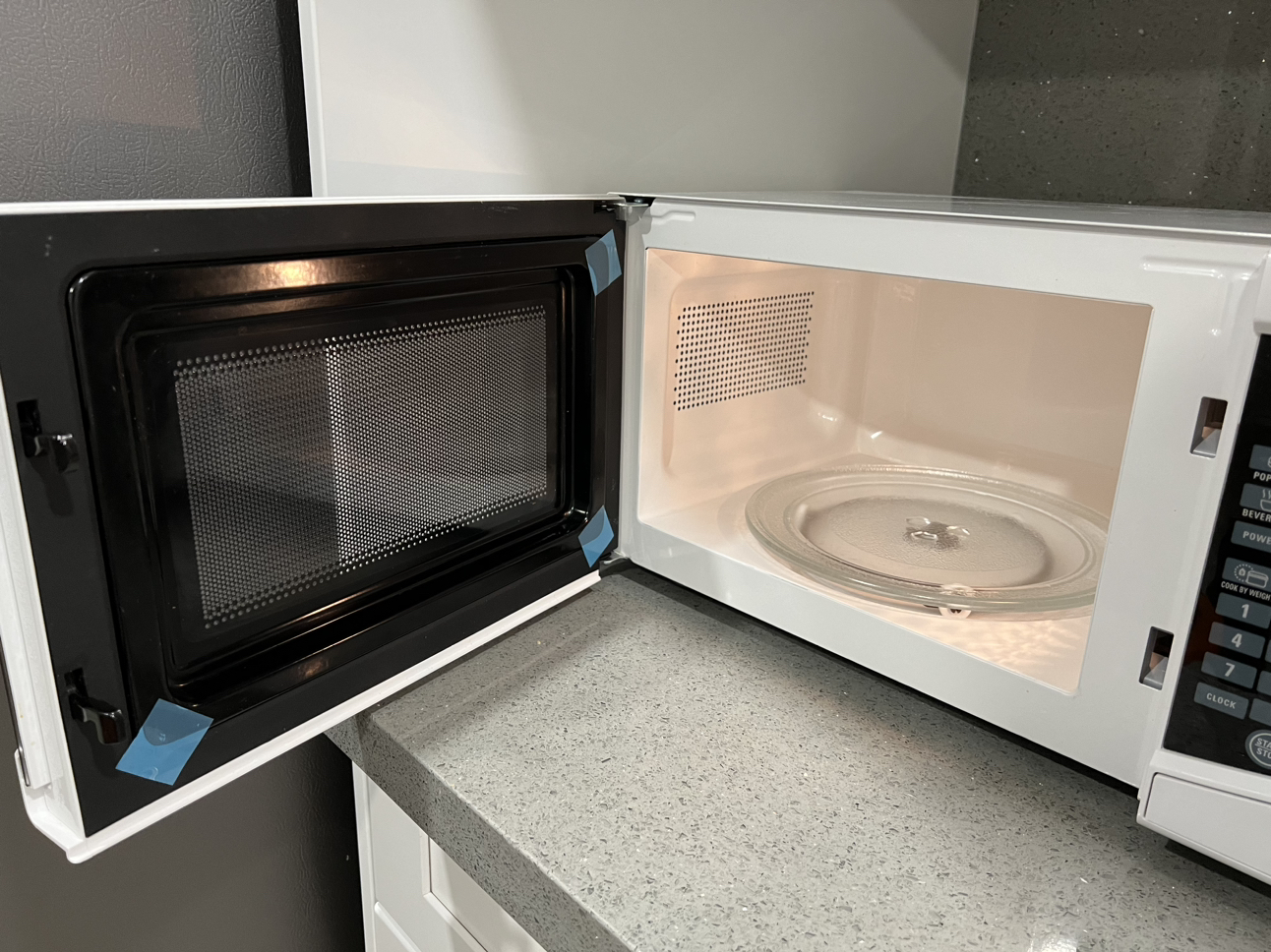 Rca Microwave - photo 2