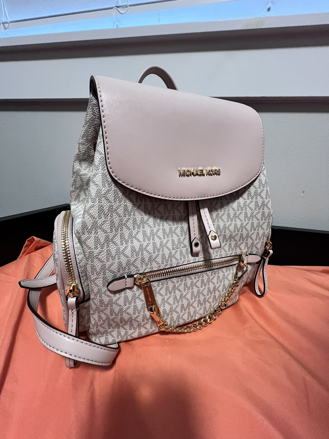 Women fashion image indicator(4)