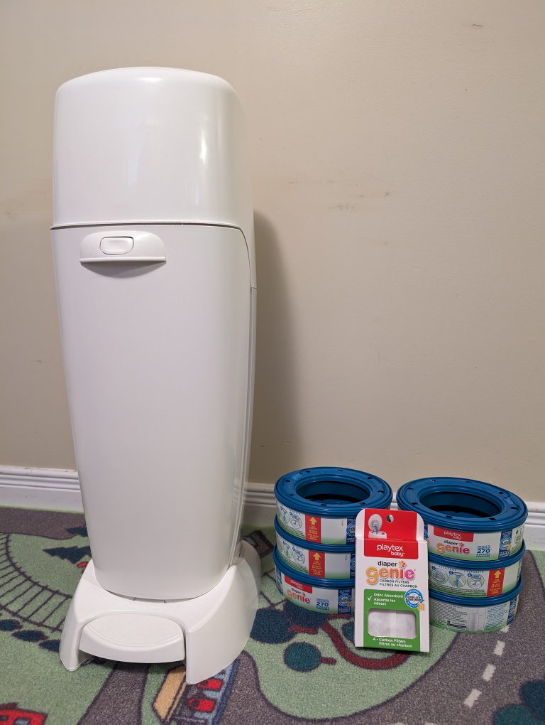 Diaper Genie Complete + 6 Refills, 2 Carbon filters