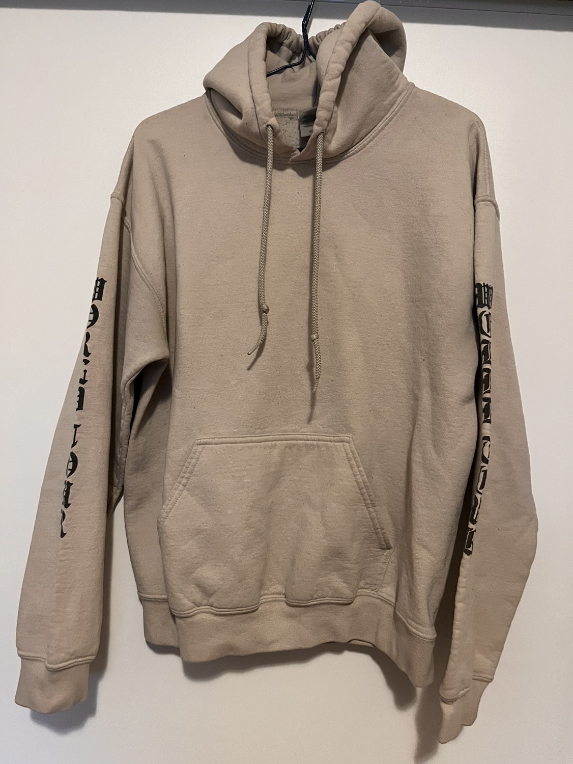 Sweaters 2x SMALL plus 1 FREE M image indicator(8)