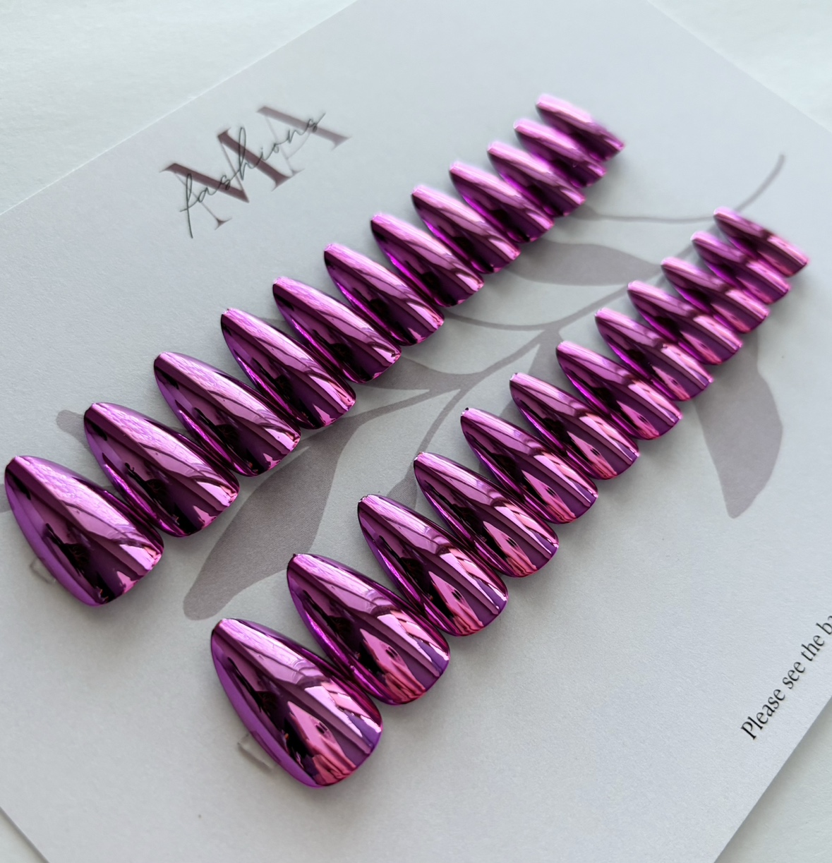 Press on nails (free nail care kit) FREE DELIVERY on 3 sets