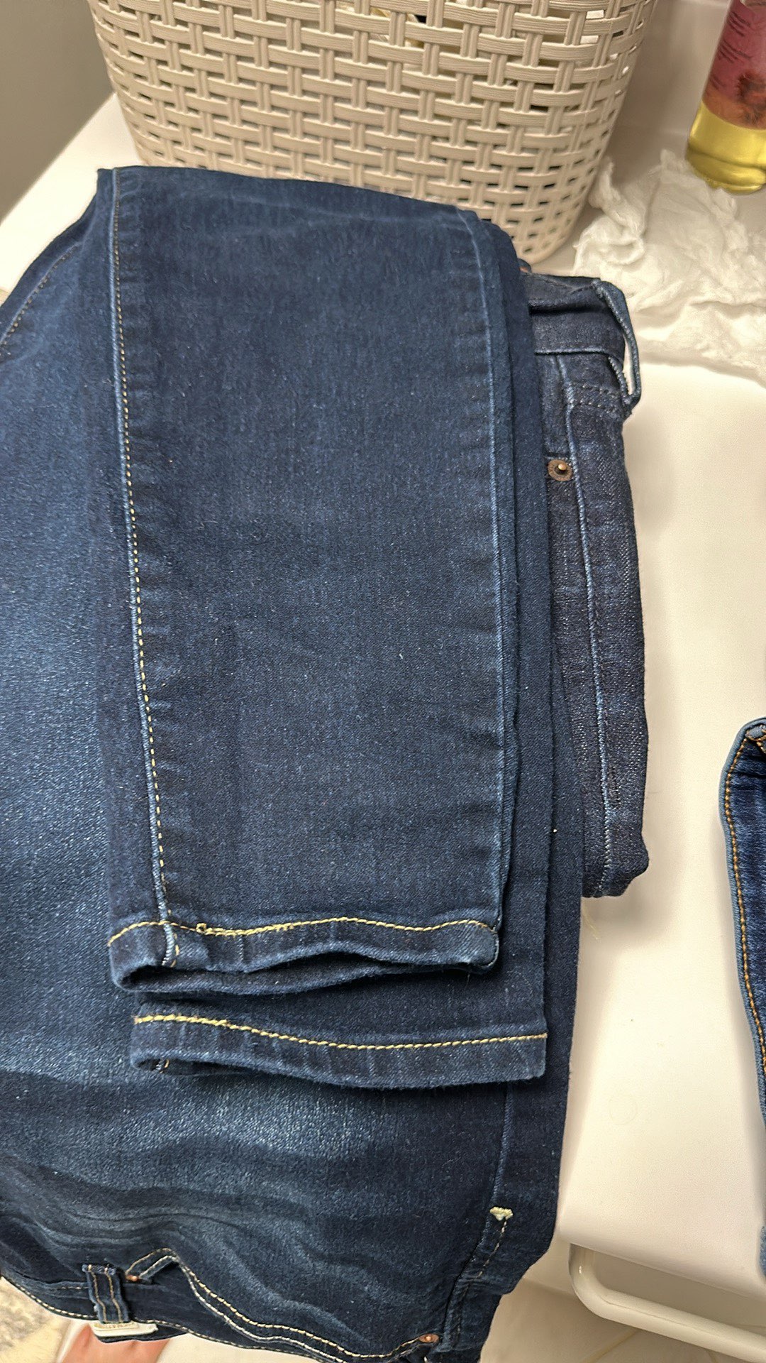 Size 8 jeans for women’s thumbnail