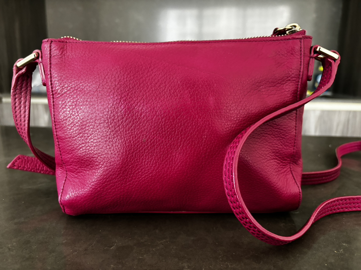 Authentic Cole Haan leather crossbody bag image indicator(3)