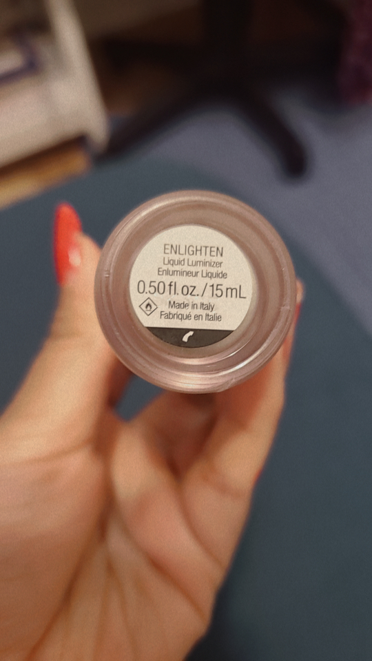 Rare Beauty Highlighter image indicator(3)