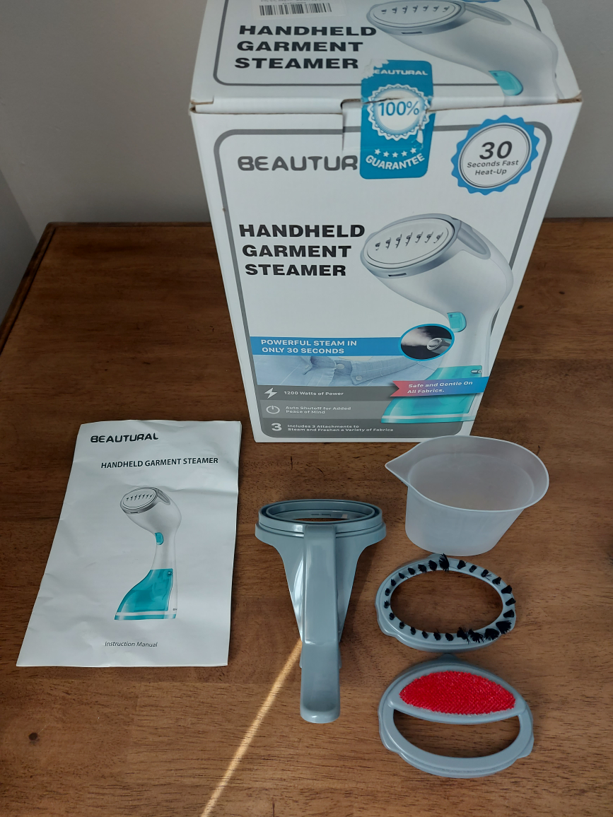 BEAUTURAL Handhel Steamer for clothes thumbnail