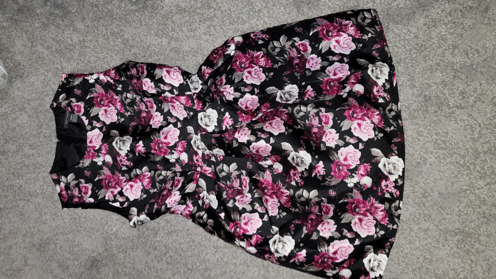 Dresses for sale - photo 3