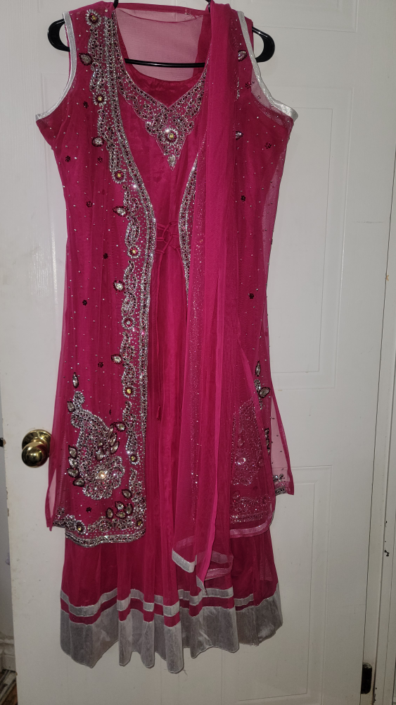 Dresses for sale - photo 5