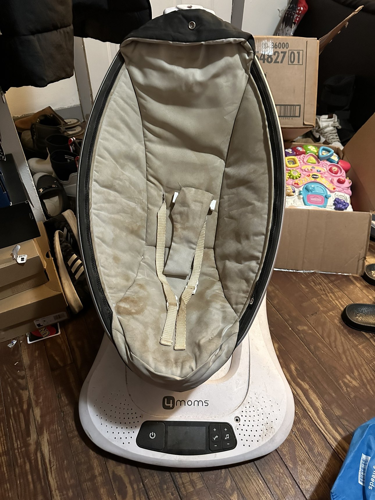 4 moms  swing