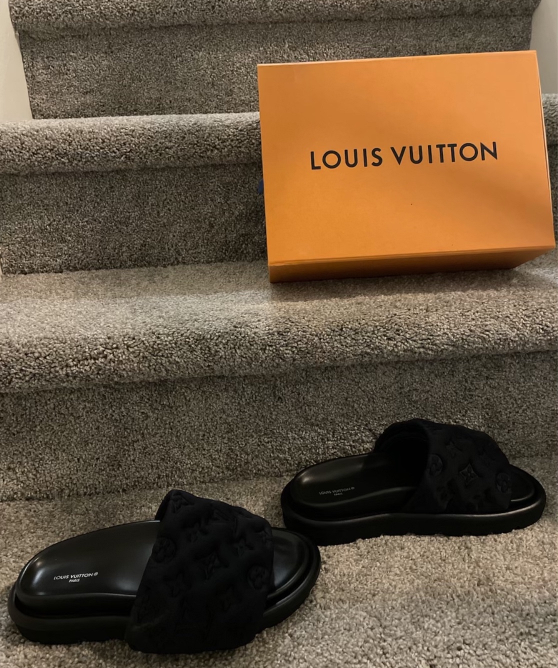Louis Vuitton slides - photo 2