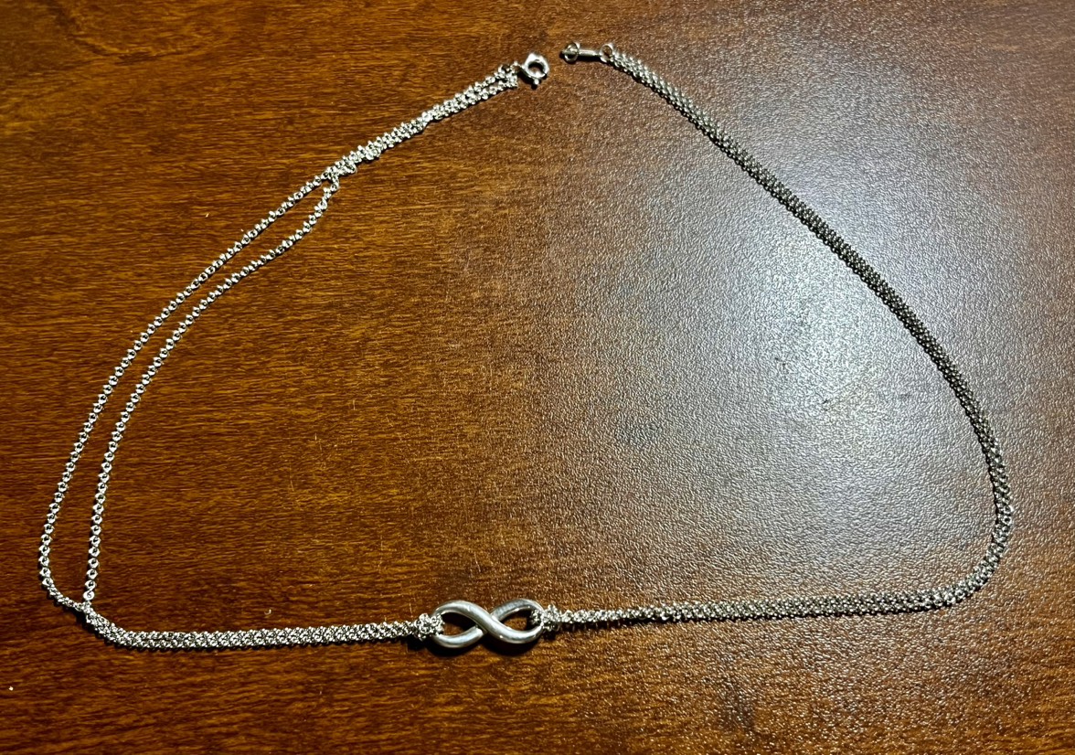 EUC - Tiffany Infinity Collection Stirling Silver necklace