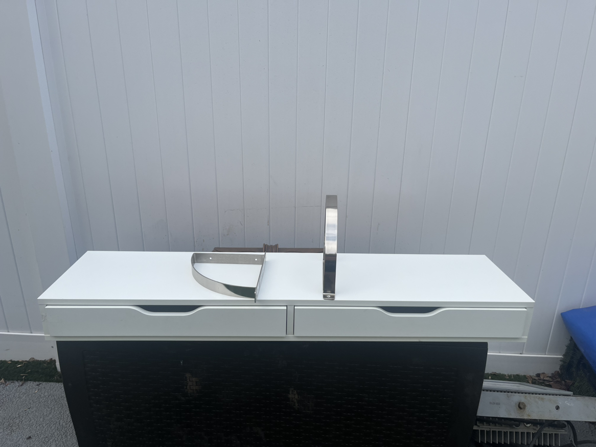 Wall mount shelve with drawers