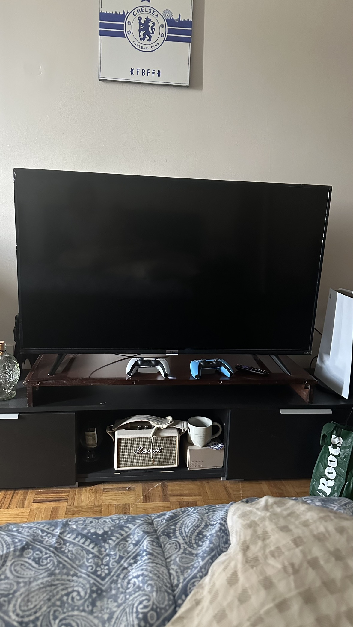 Smart Roku TCL 50 inch smart TV - Move out sale!! - photo 4
