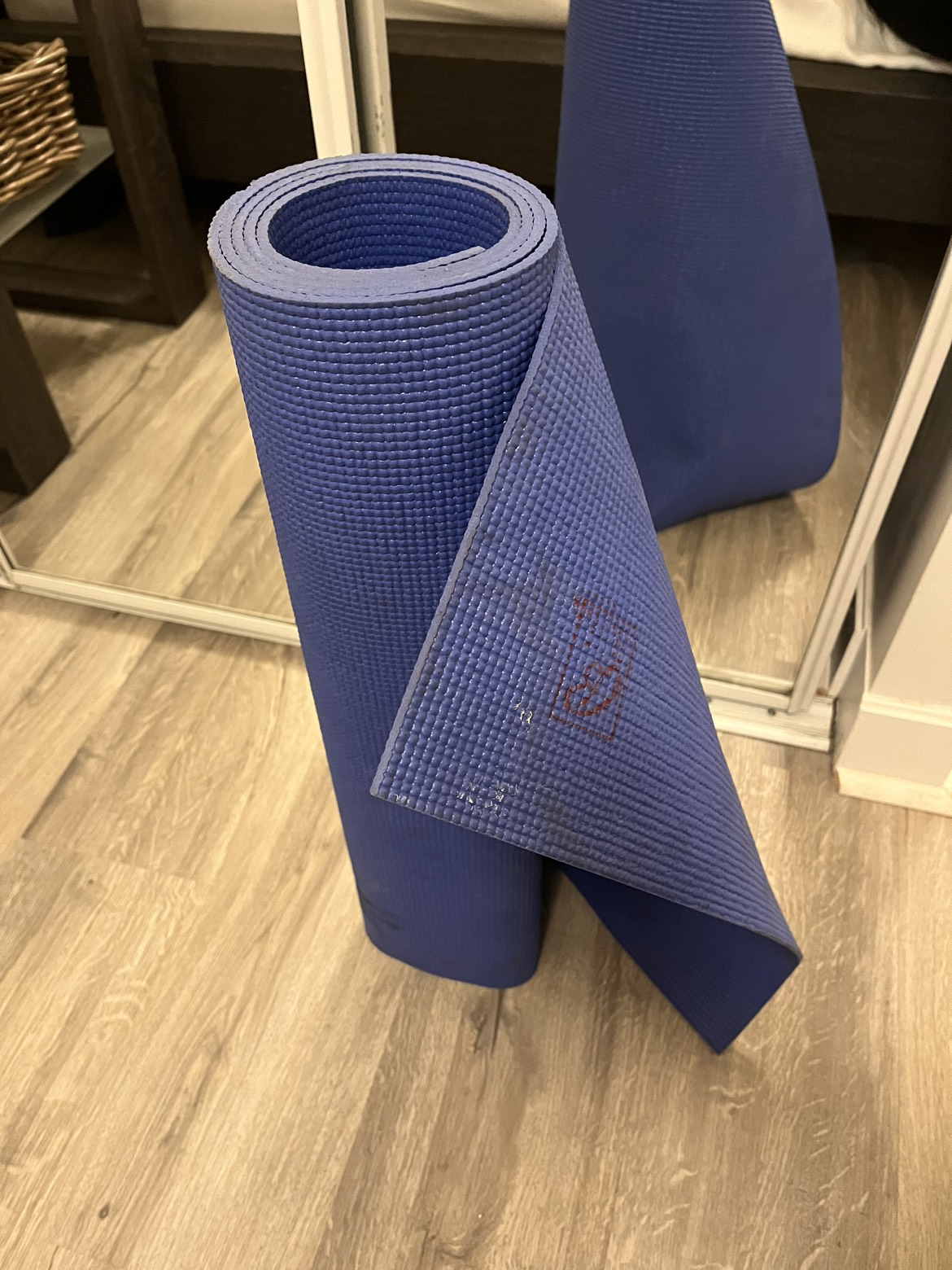 Yoga mat #freecycle thumbnail