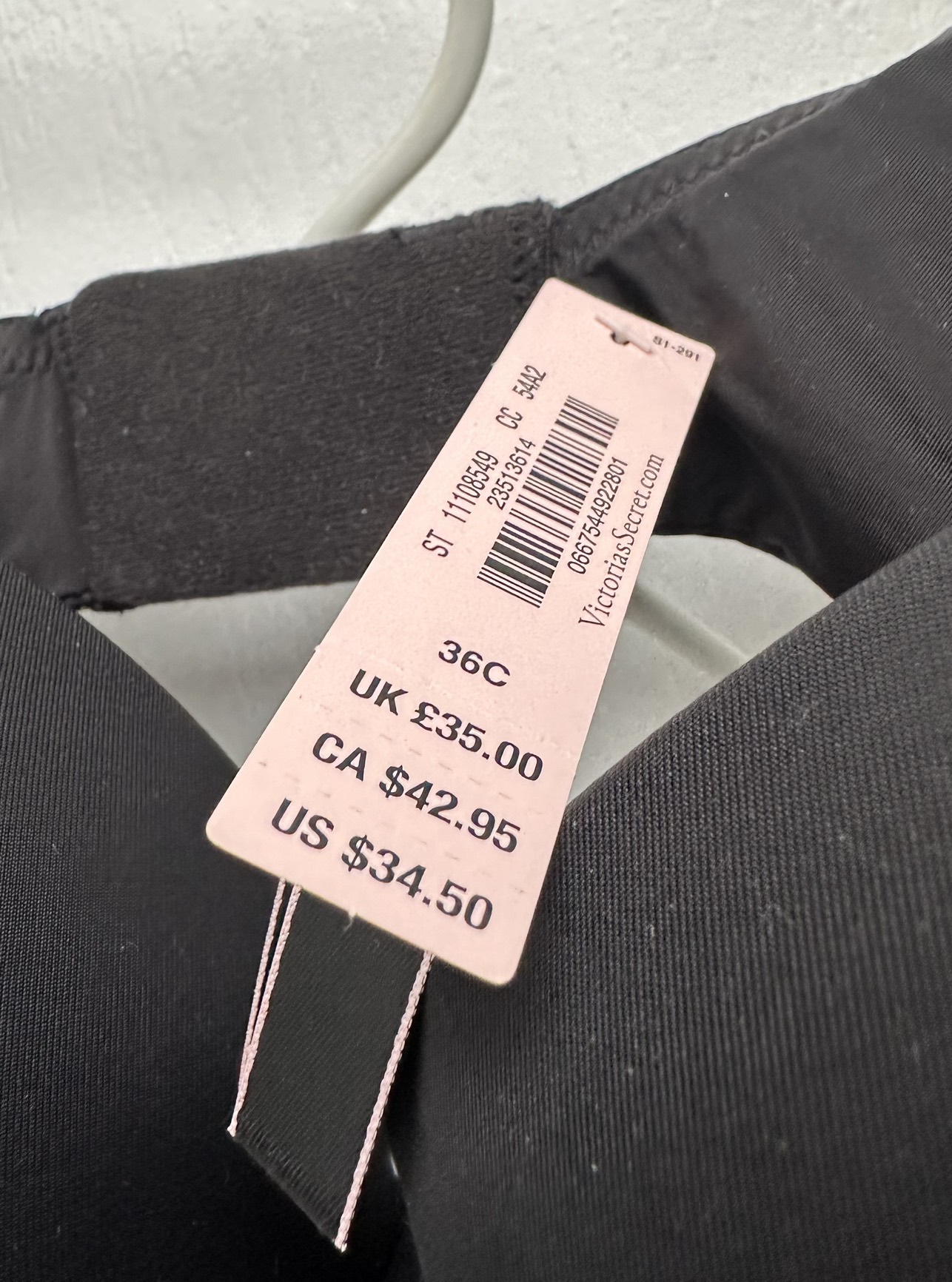 Victoria’s Secret uplift bra 36C, bundle for 2pcs image indicator(4)