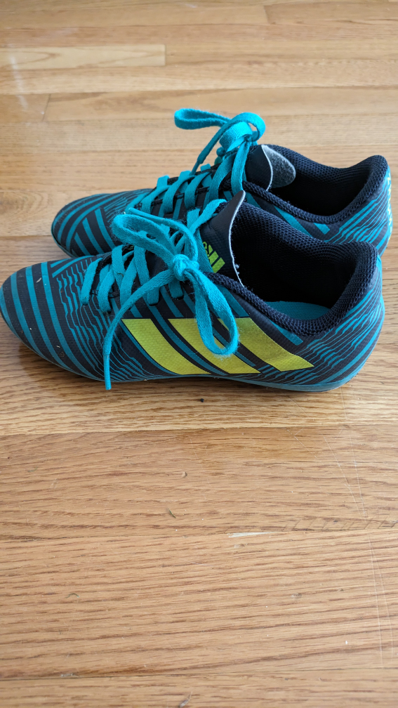 soccer cleats size 1.5