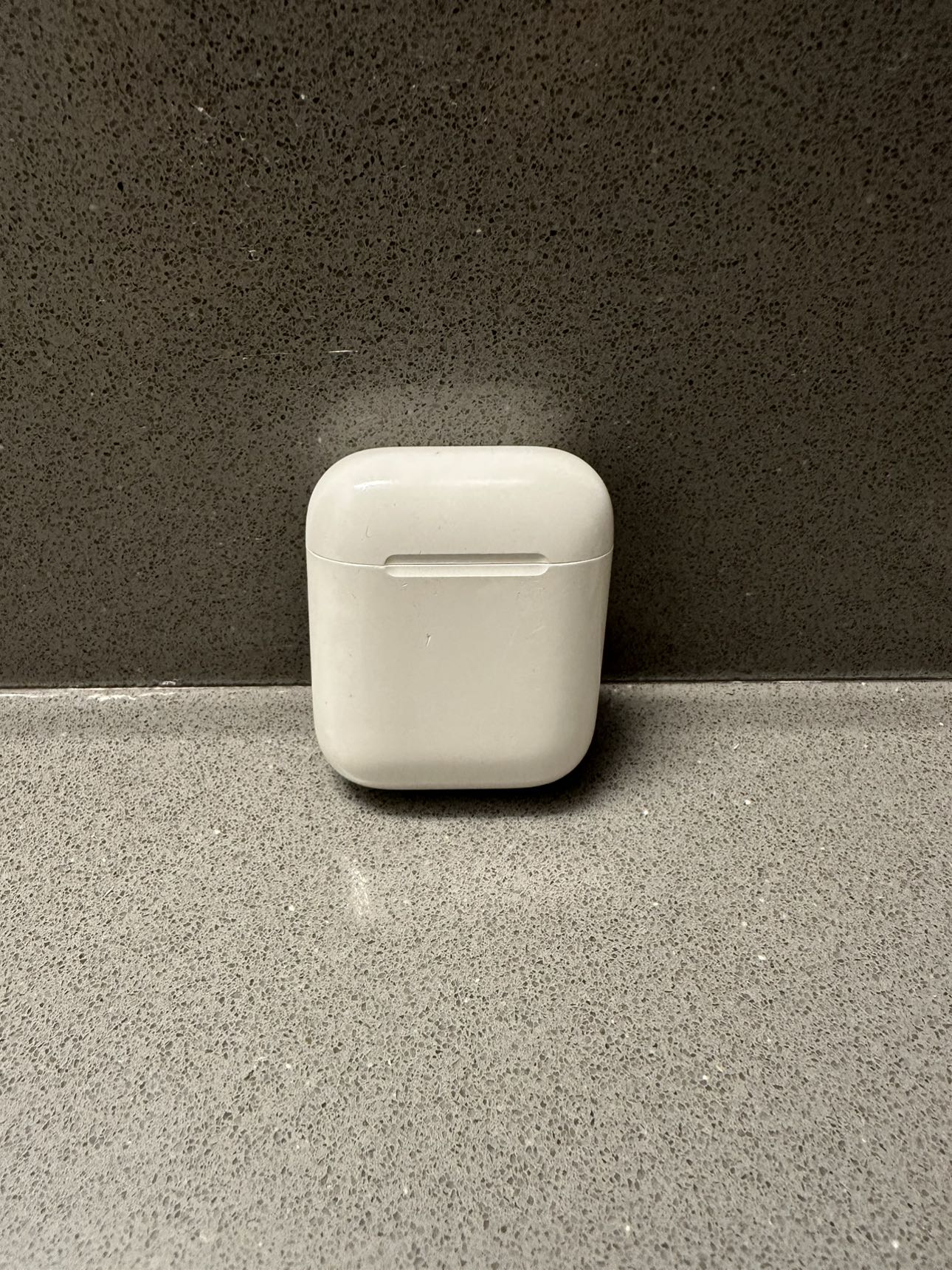 Apple AirPods (2nd gen)