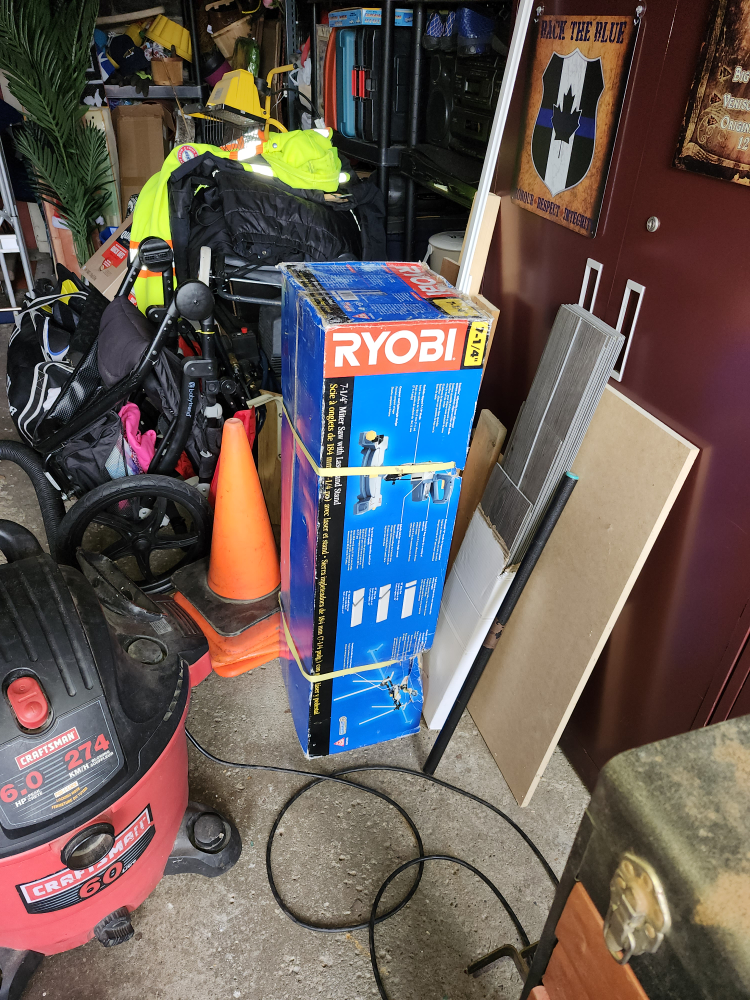 Ryobi 7-1\4 miter saw with stand new in box never opened image indicator(2)