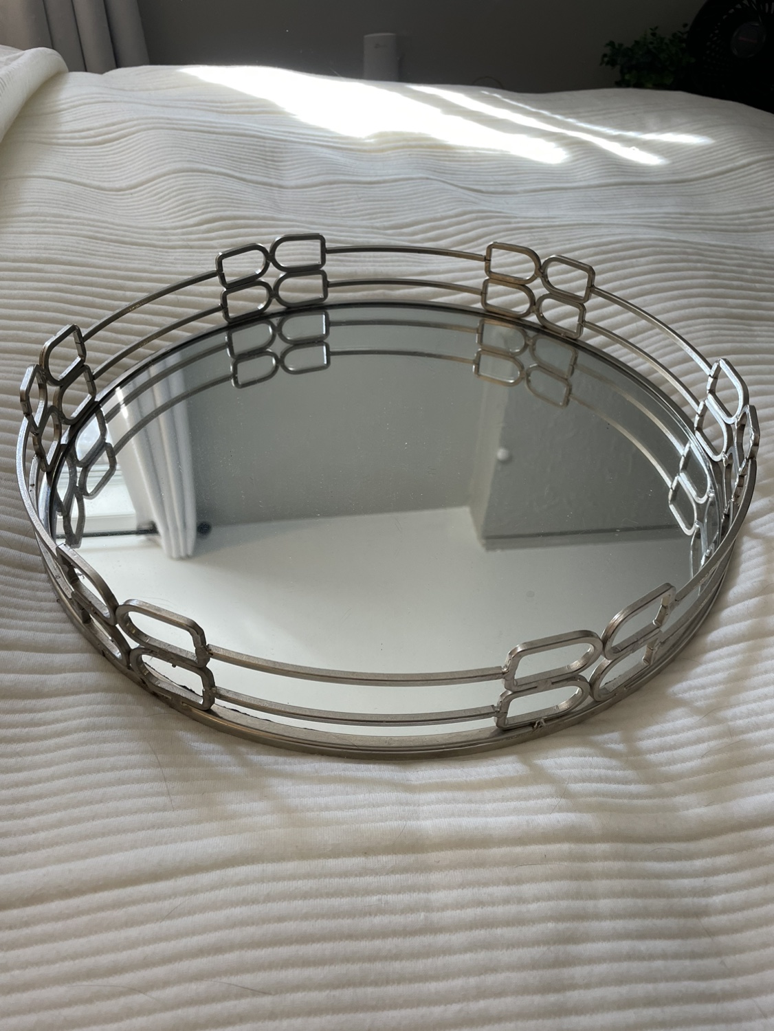 Silver Mirrored Tray thumbnail