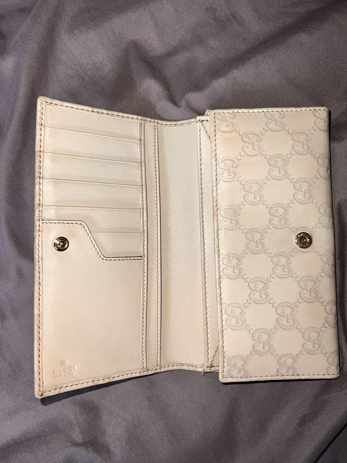 Authentic Gucci Wallet image indicator(4)