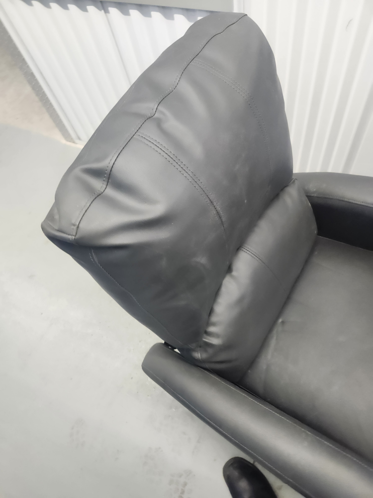 recliner - photo 3
