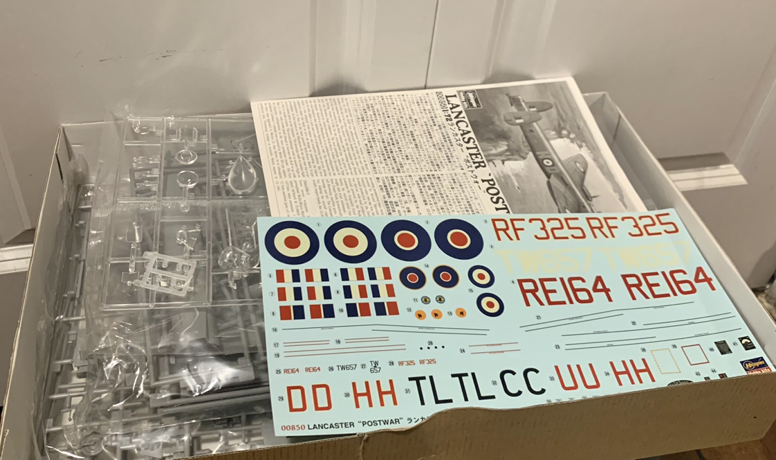 Hasegawa 1:72 Lancaster Avro post war image indicator(2)