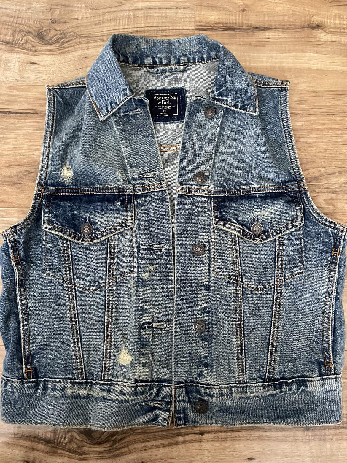 New XS Denim Abercrombie Vest thumbnail