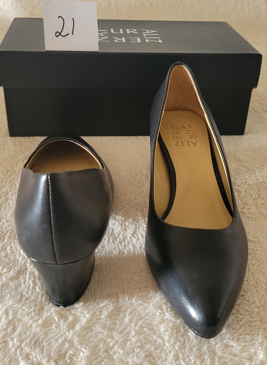 Naturalizer Women's Shoes/ Carmen, Black Leather image indicator(6)