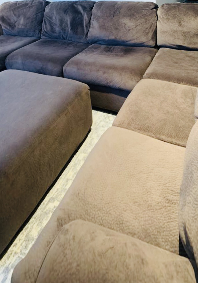Reversible Modular Corner Sectional Couch with Ottoman