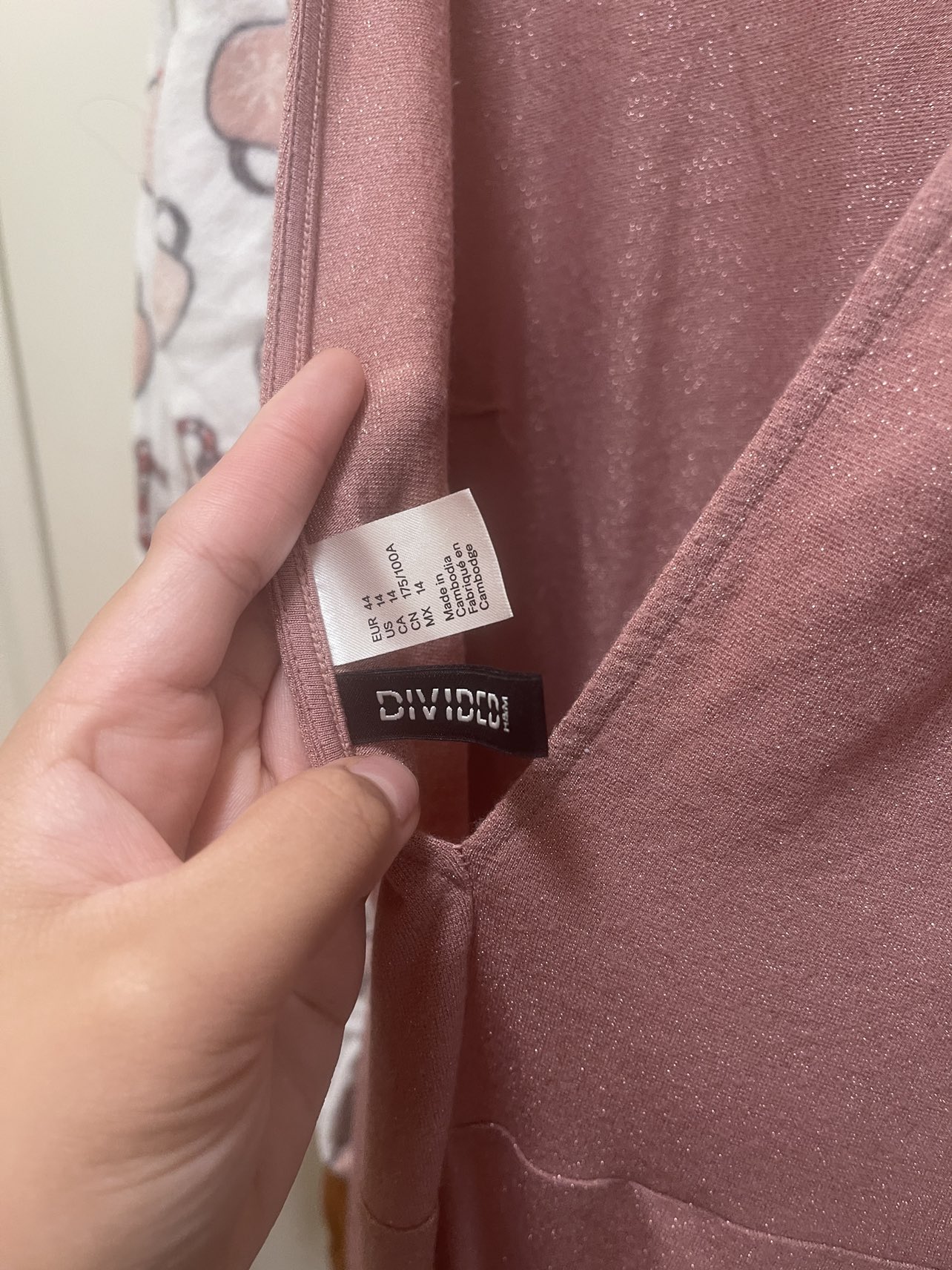 Pink dress 🥕 thumbnail