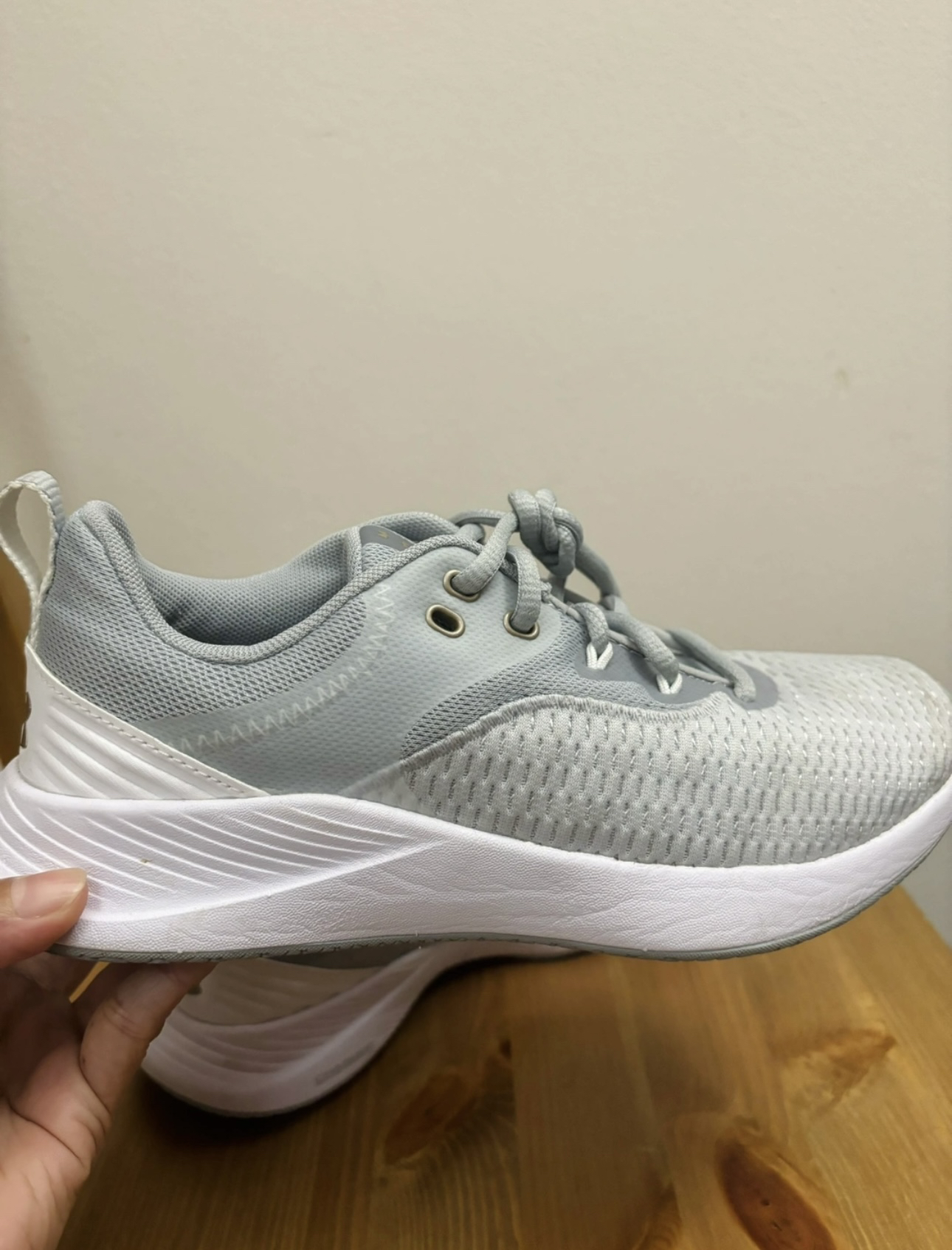 UA charged , barely worn in new condition thumbnail