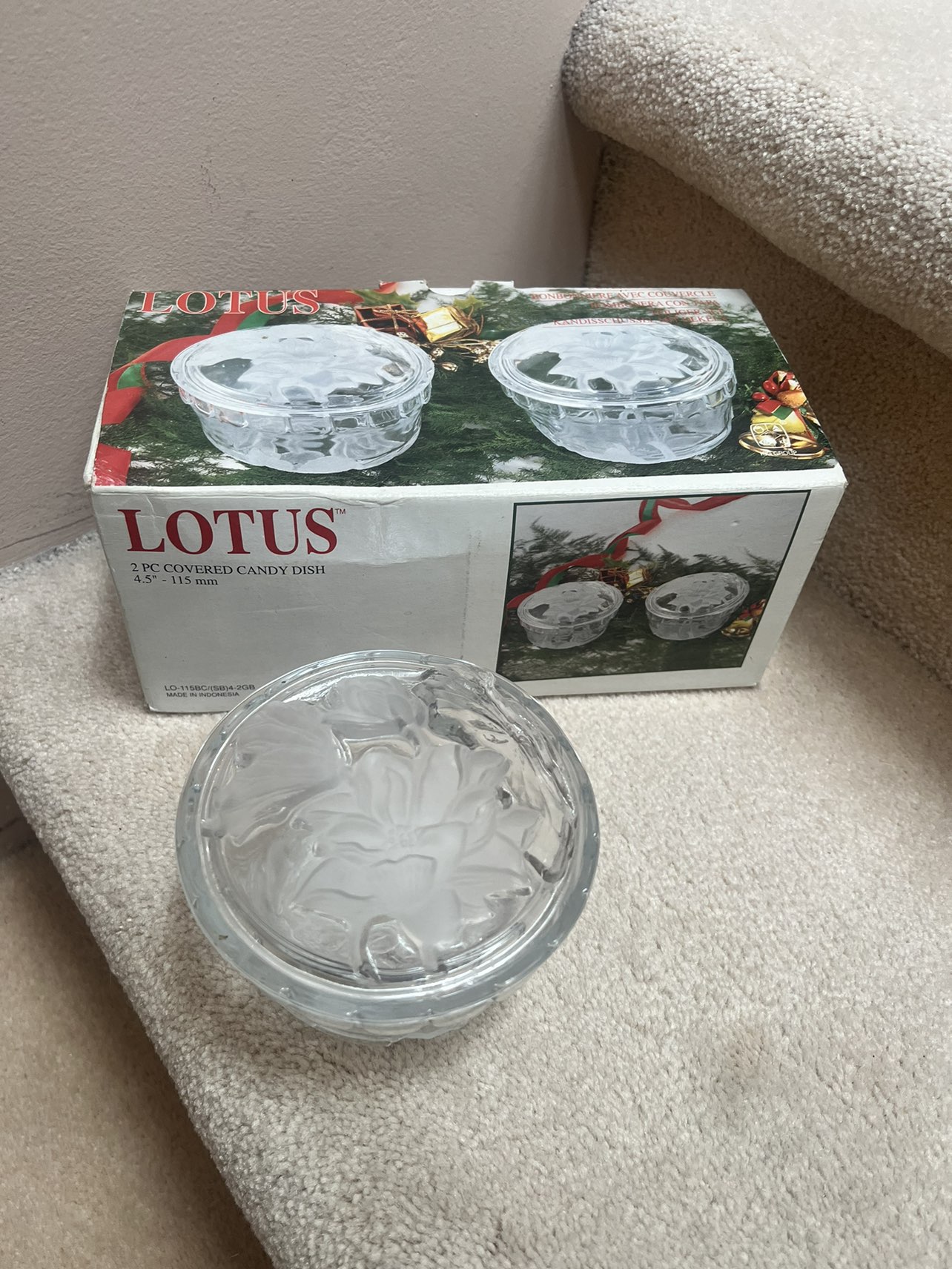 2 piece bowls with lids/cover - photo 2