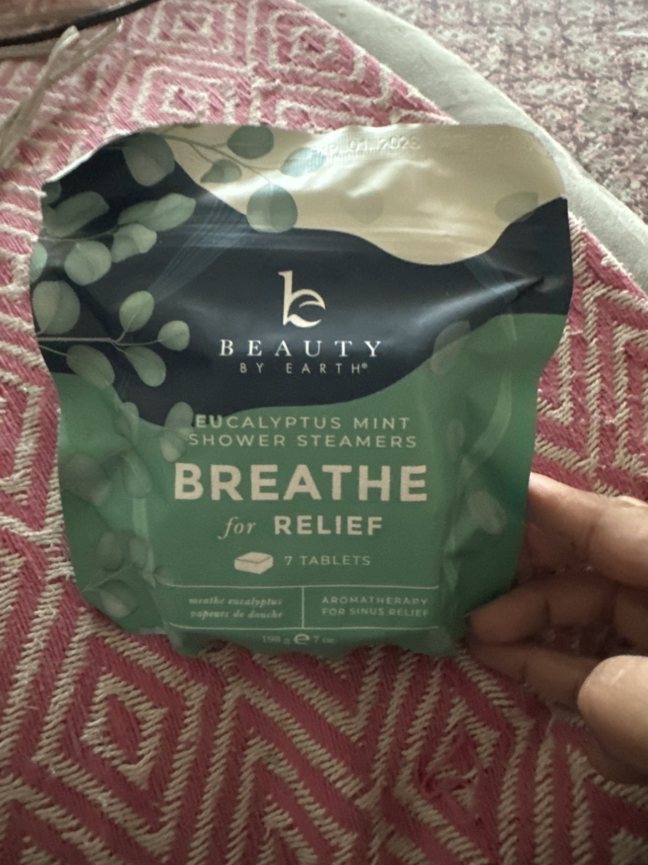 Eucalyptus and mint bath streamers