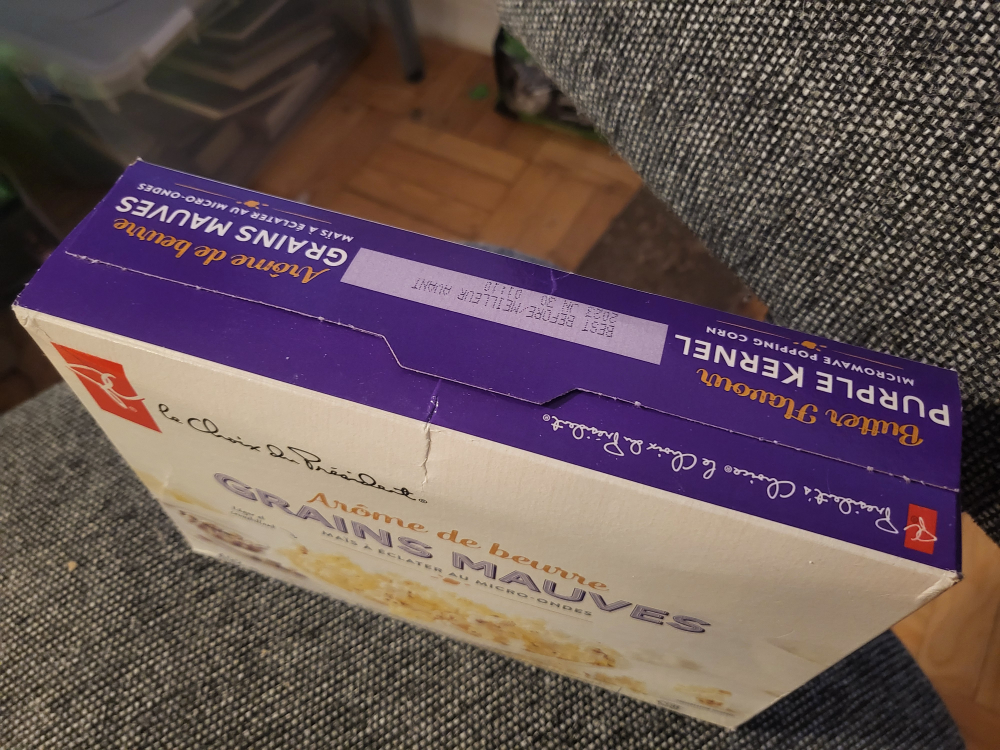 FREE popcorn - photo 2