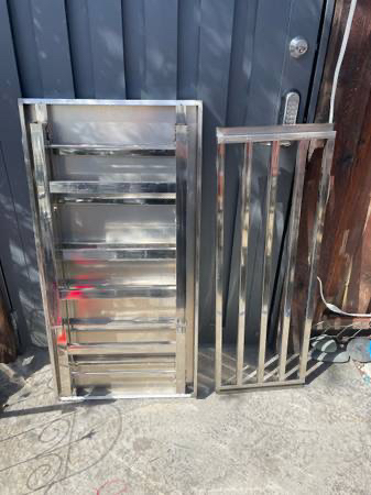 Metal Folding Table - Stainless Steel image indicator(3)