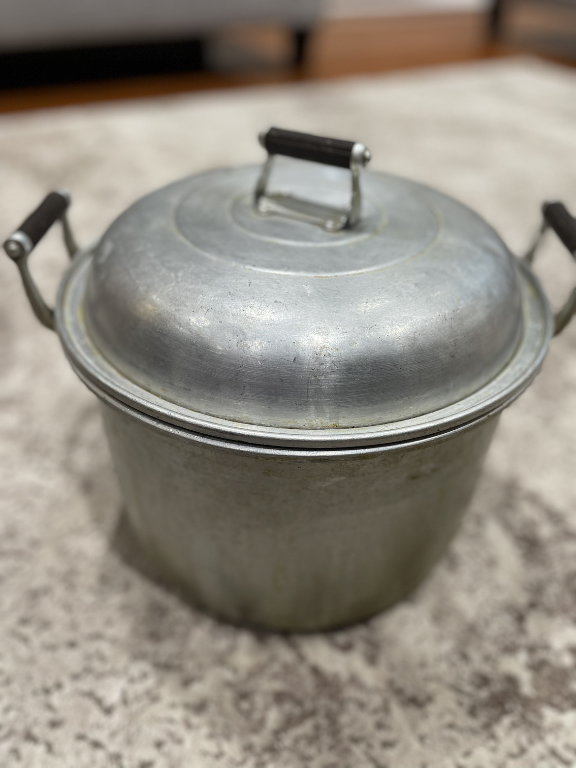 Small cooking vessel