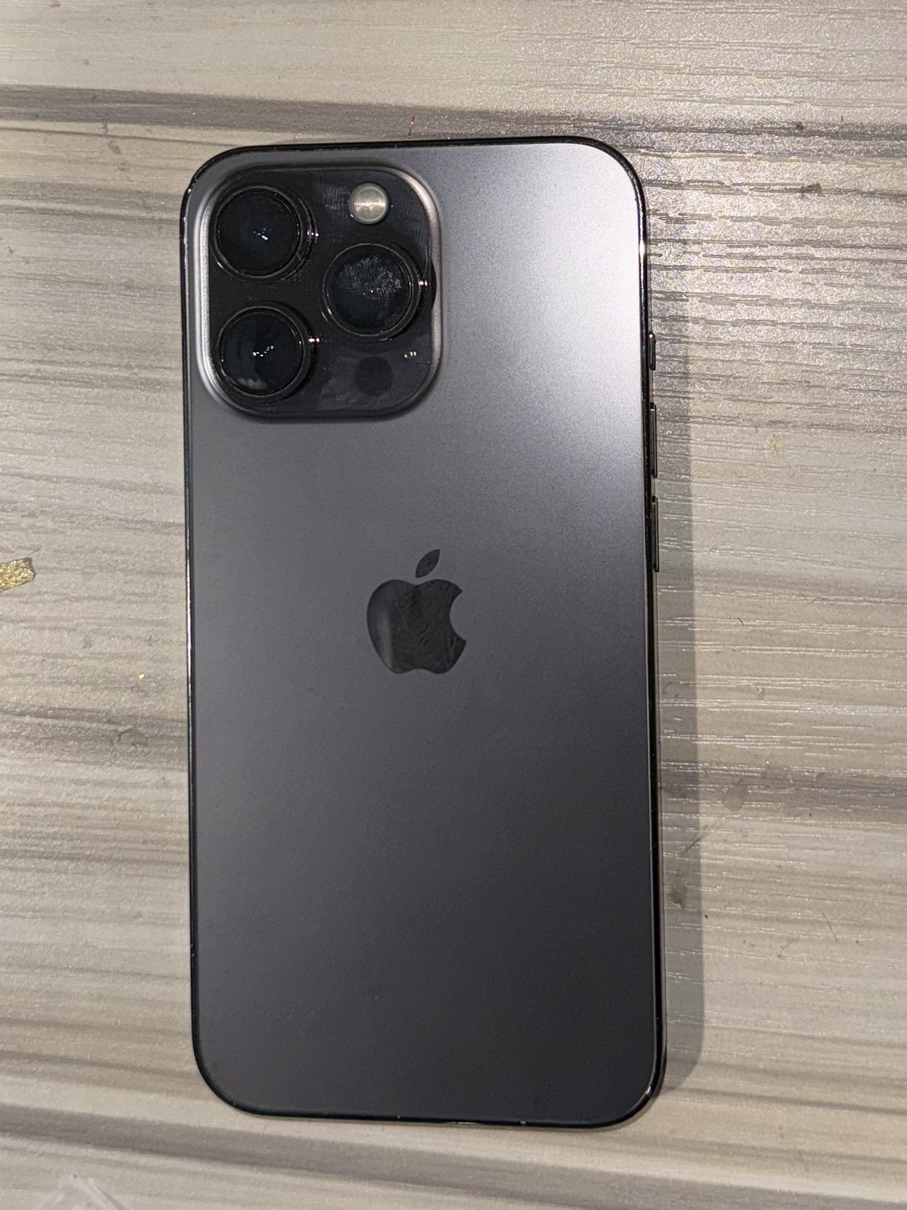 iPhone 13 Pro - photo 2