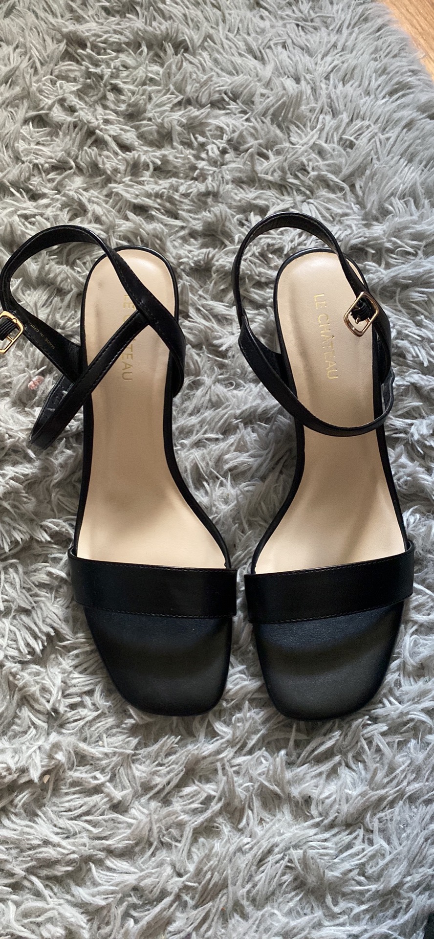 Le Chateau Heels thumbnail