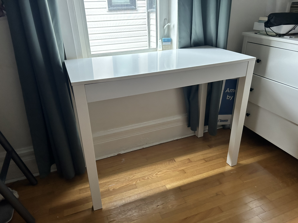 Desk and chair - photo 2