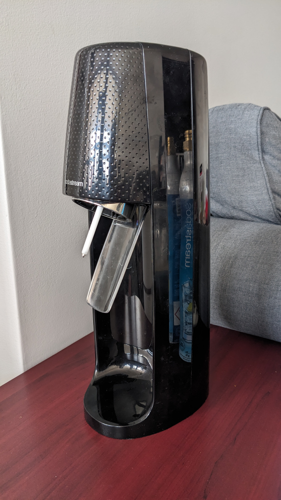 SodaStream with 2 Canisters - Fair condition - photo 2