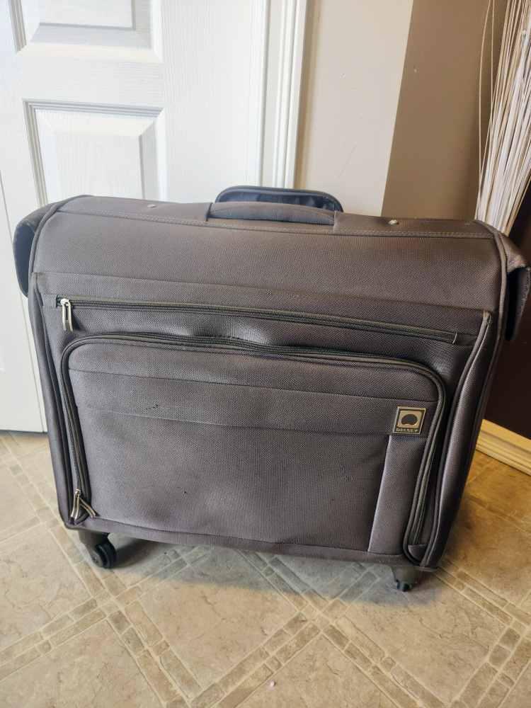 Delsey Paris Brown garment bag spinner - photo 2