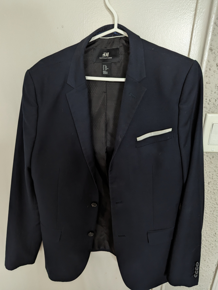 Men's Dark Blue Blazer #freecycle