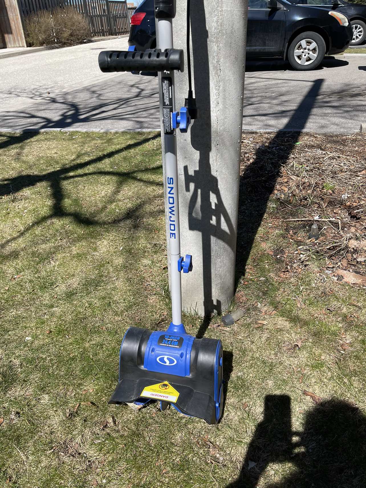 Snow Joe- Electric Snowblower-10 Inches - photo 2