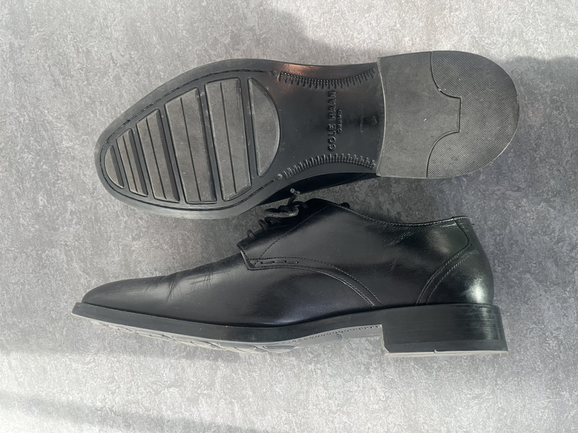 Like new Dress shoes -11 image indicator(3)