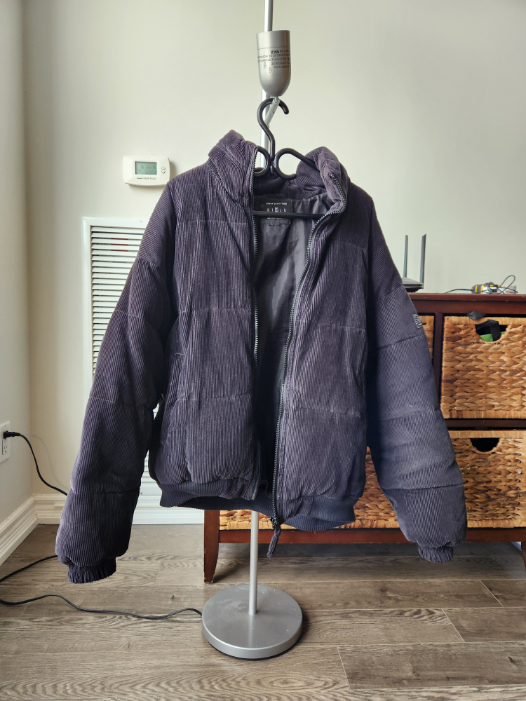 Urban Outfitters UO black puffer M thumbnail